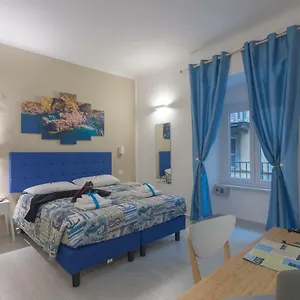 2* Pensión Ca' Da Sirio